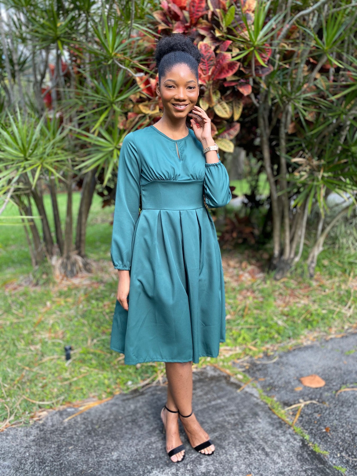 Pine green dress | Modest Apparels Modestapparels Pine green dress | Modest Apparels Modestapparels
